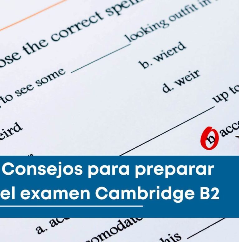 Estudiante practicando para el examen Cambridge B2 en una academia, con apuntes y material de estudio en inglés.