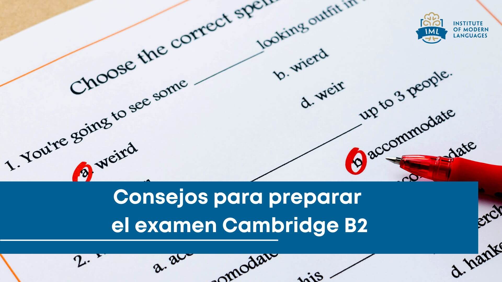 Estudiante practicando para el examen Cambridge B2 en una academia, con apuntes y material de estudio en inglés.